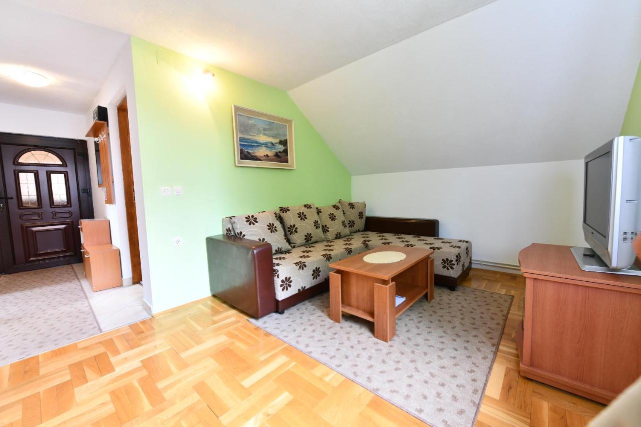Apartments Alan Saborsko Εξωτερικό φωτογραφία