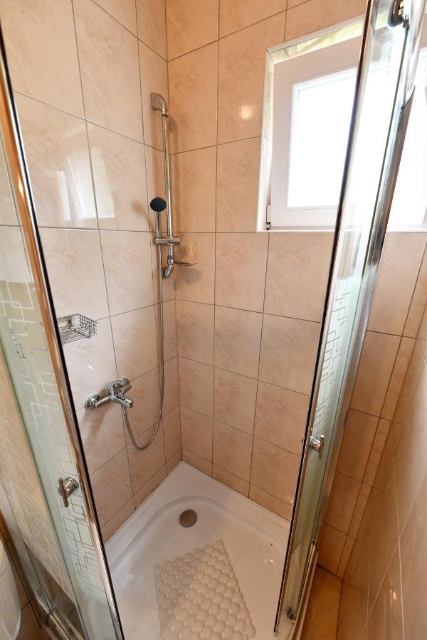 Apartments Alan Saborsko Εξωτερικό φωτογραφία