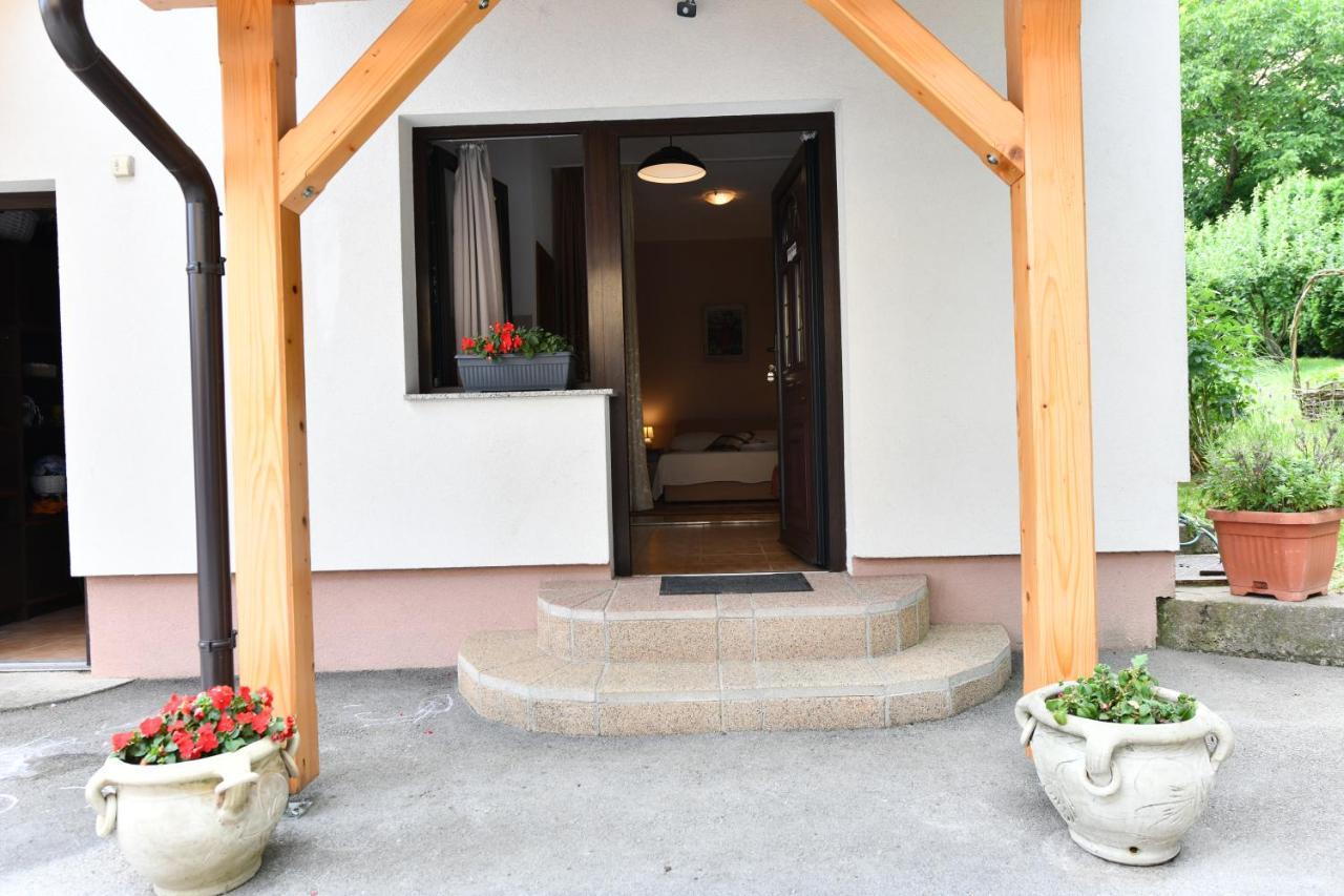 Apartments Alan Saborsko Εξωτερικό φωτογραφία